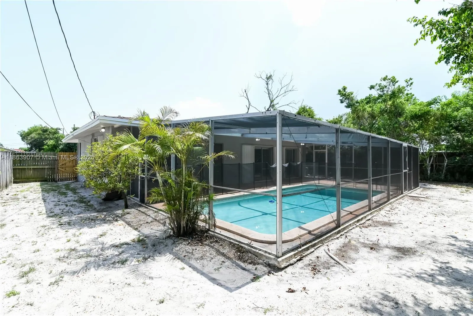 111 NW 21st St