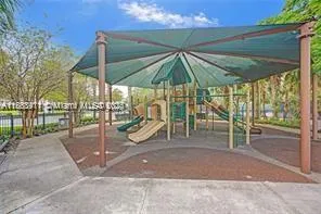 804 Cypress Blvd, #407