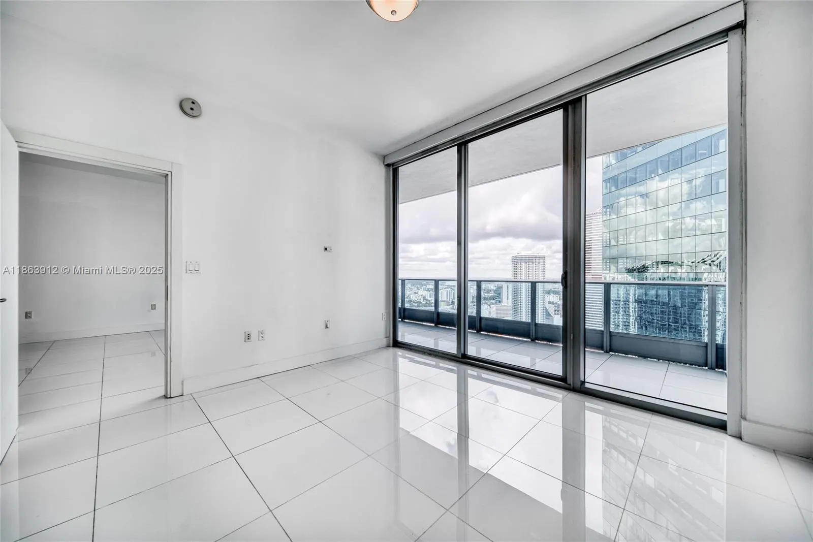 200 Biscayne Boulevard Way, #4411