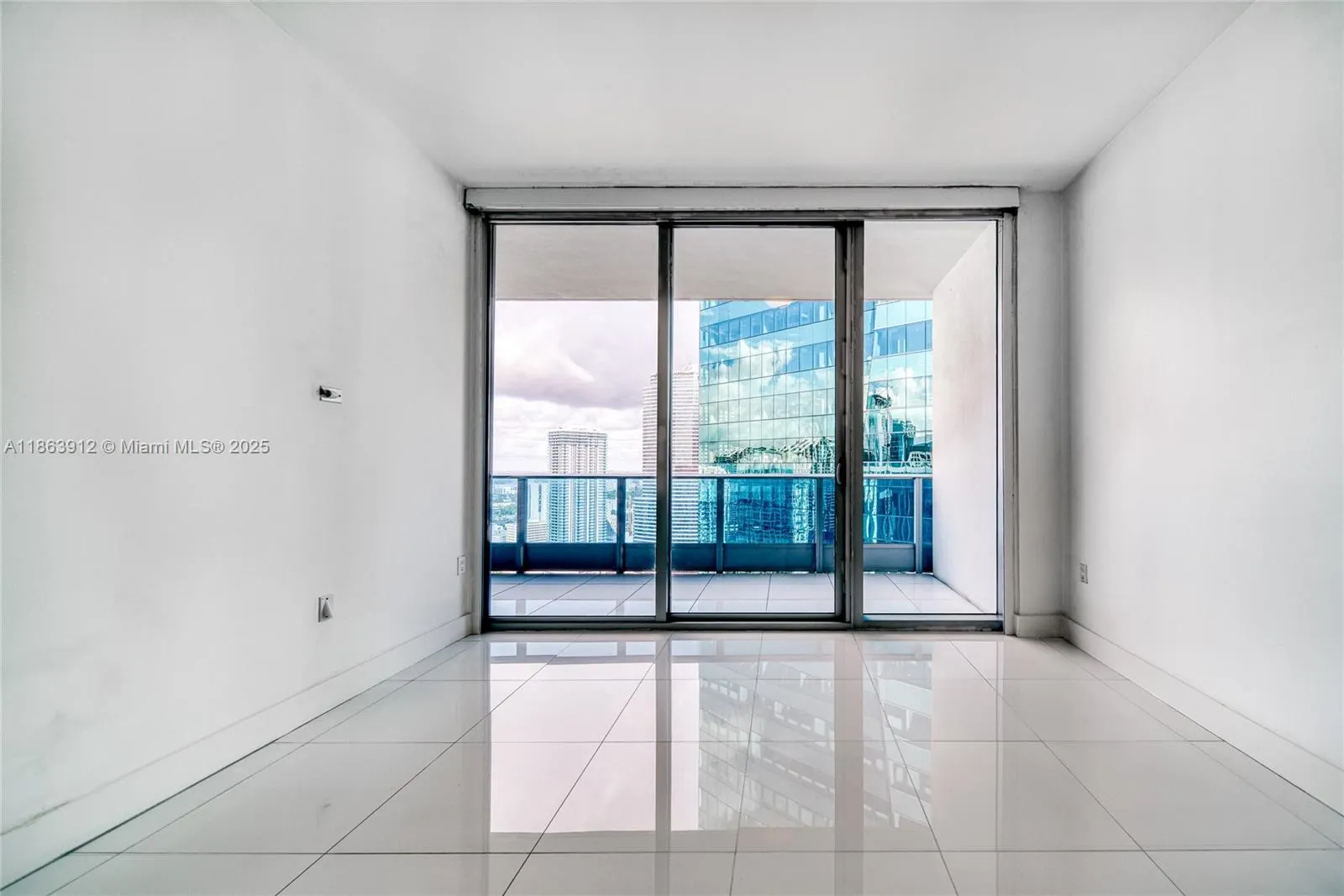 200 Biscayne Boulevard Way, #4411