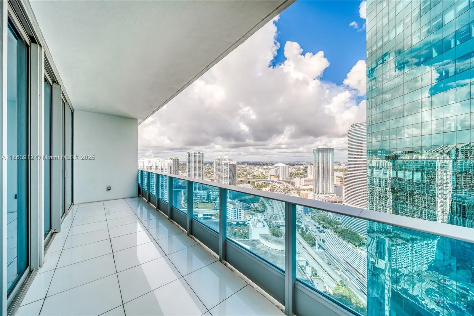 200 Biscayne Boulevard Way, #4411