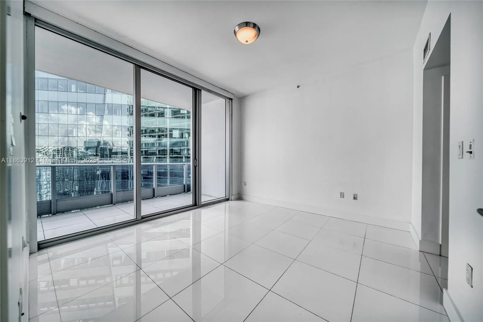 200 Biscayne Boulevard Way, #4411