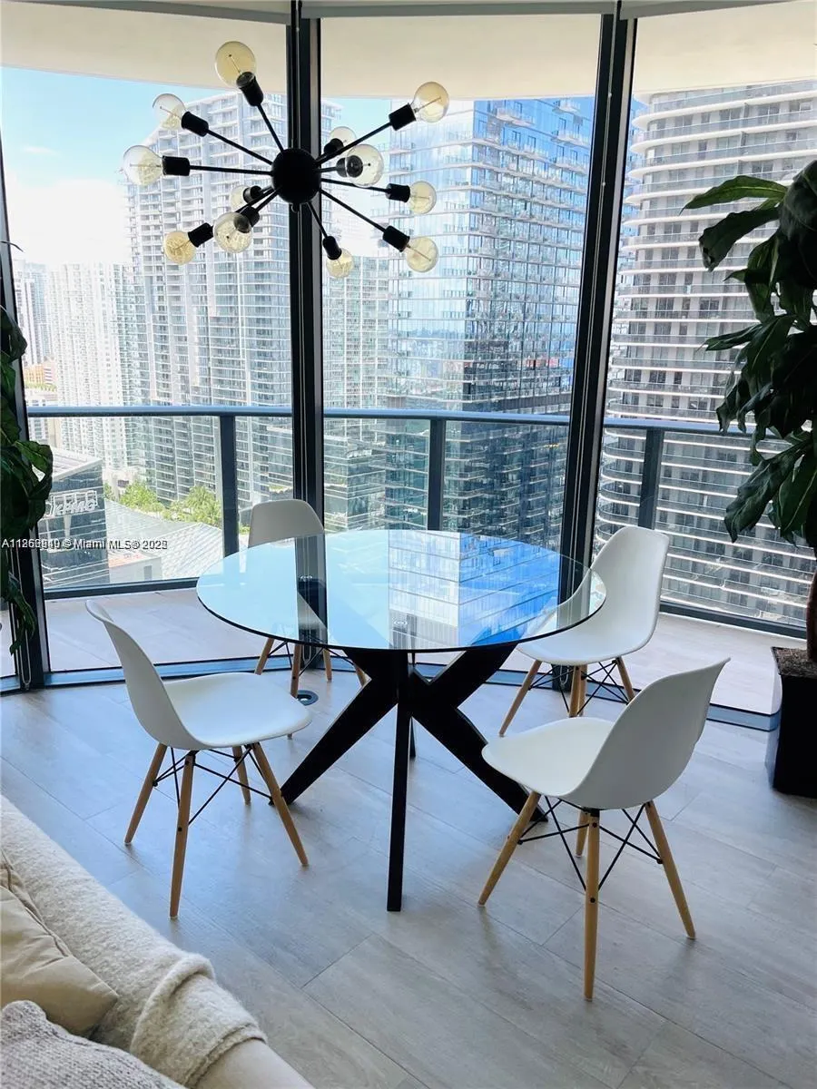 55 SW 9th St, #3001