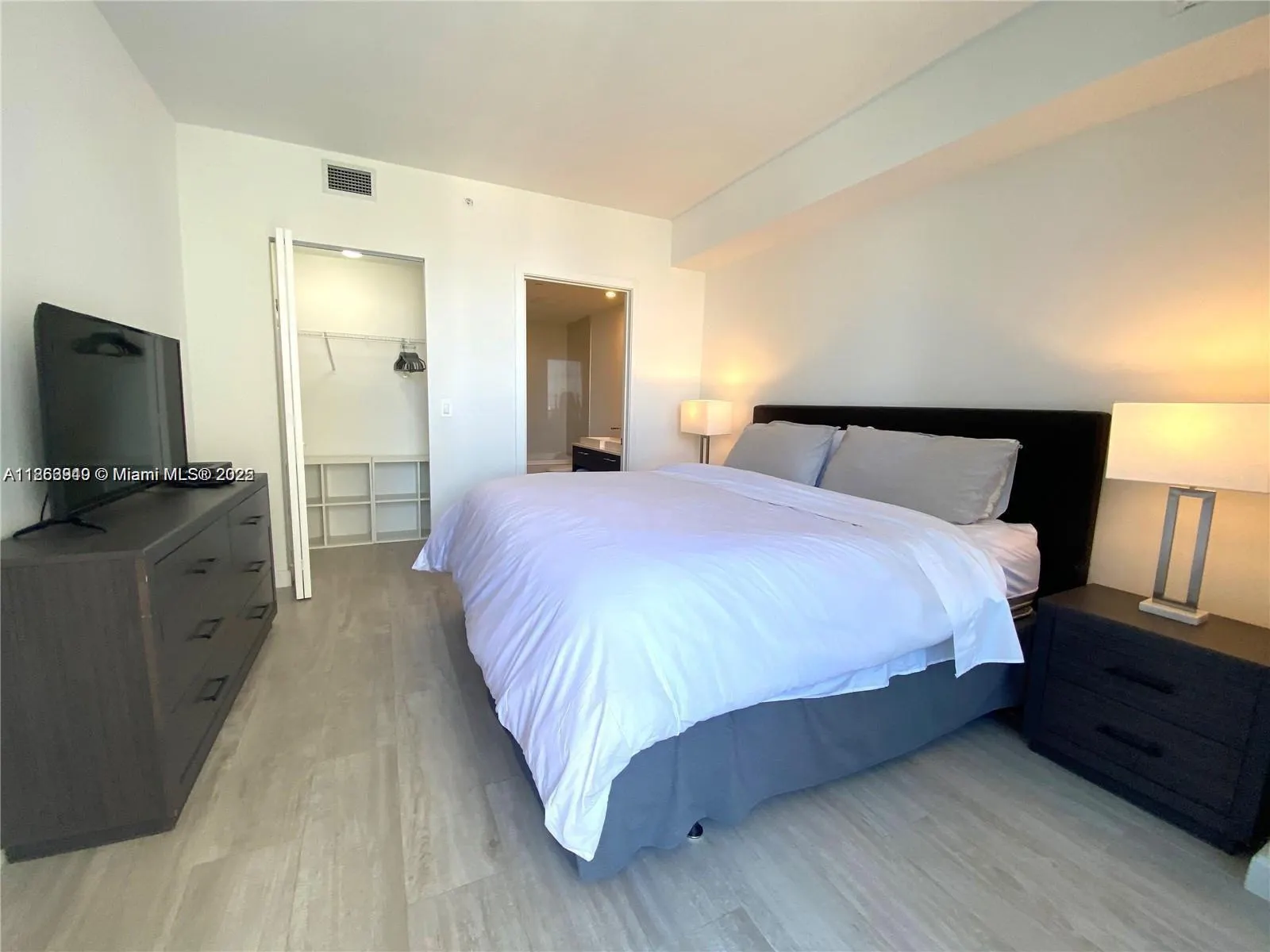55 SW 9th St, #3001