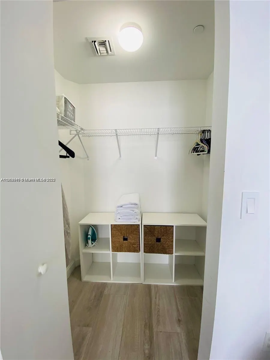 55 SW 9th St, #3001
