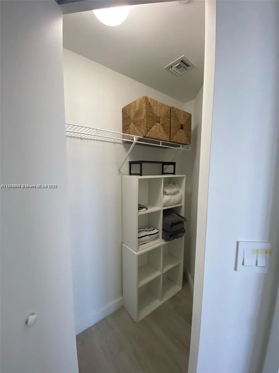 55 SW 9th St, #3001