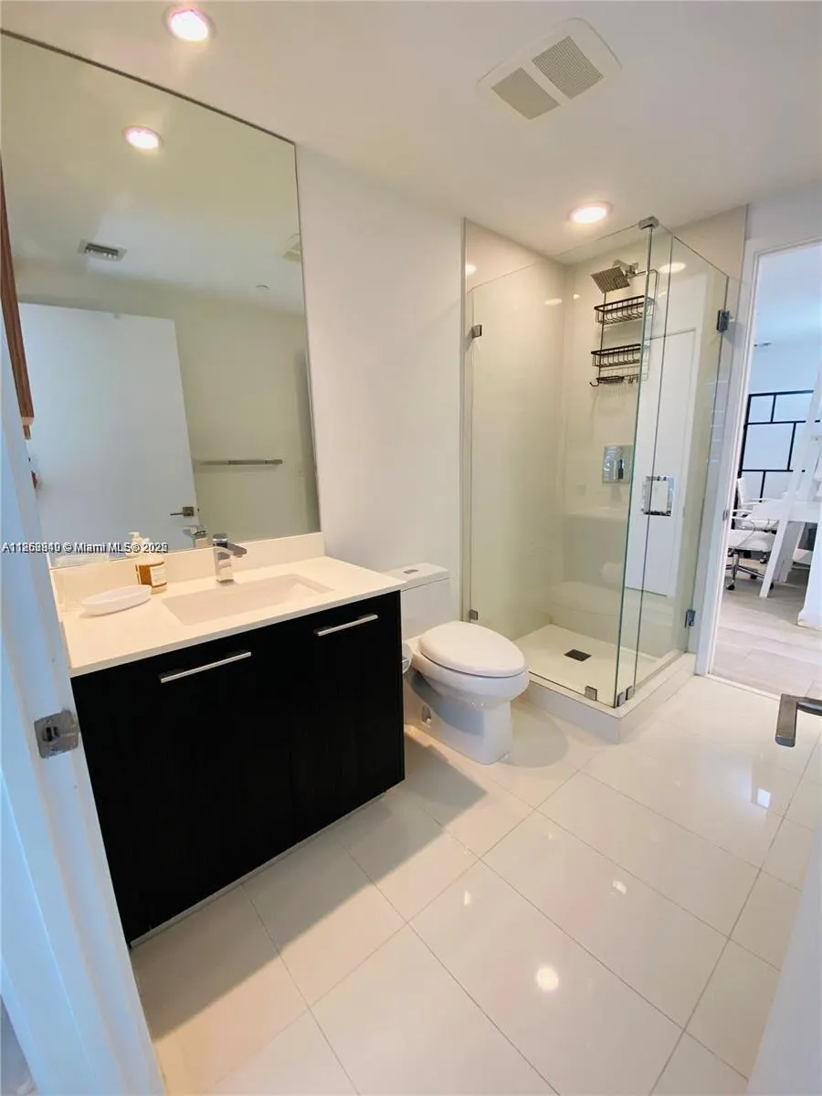 55 SW 9th St, #3001