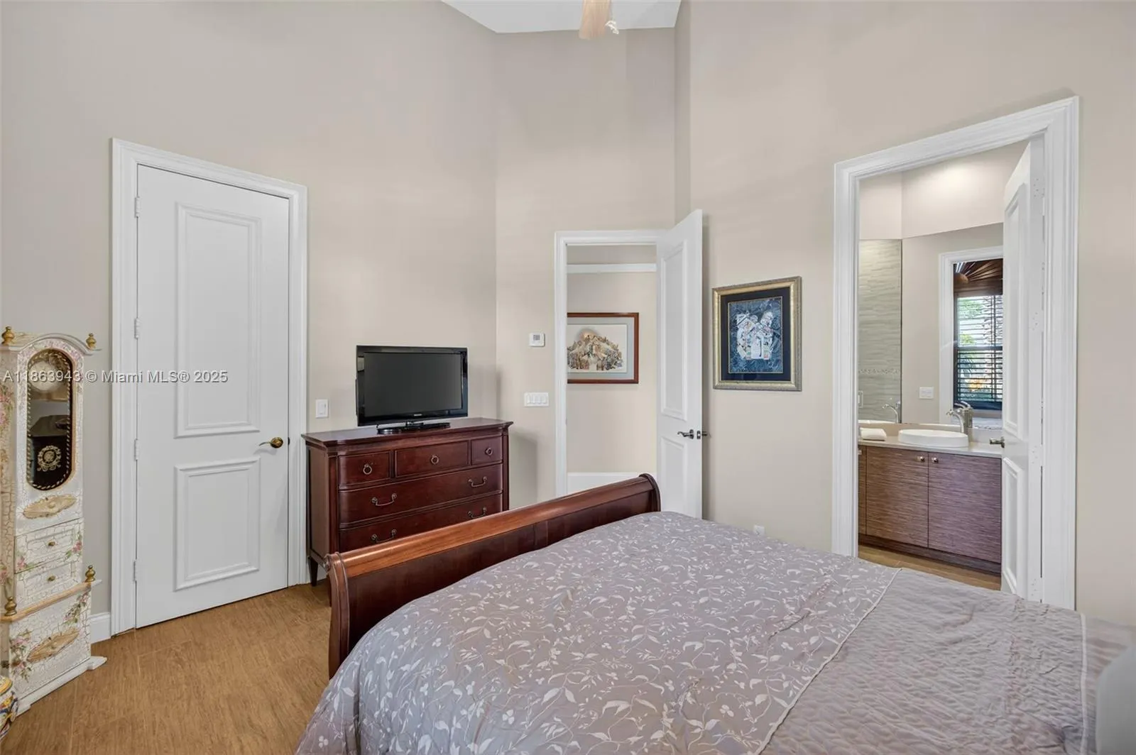 12462 Brookwood Ct