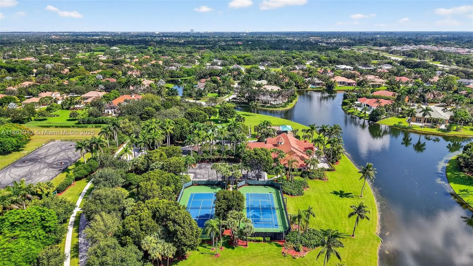 12462 Brookwood Ct