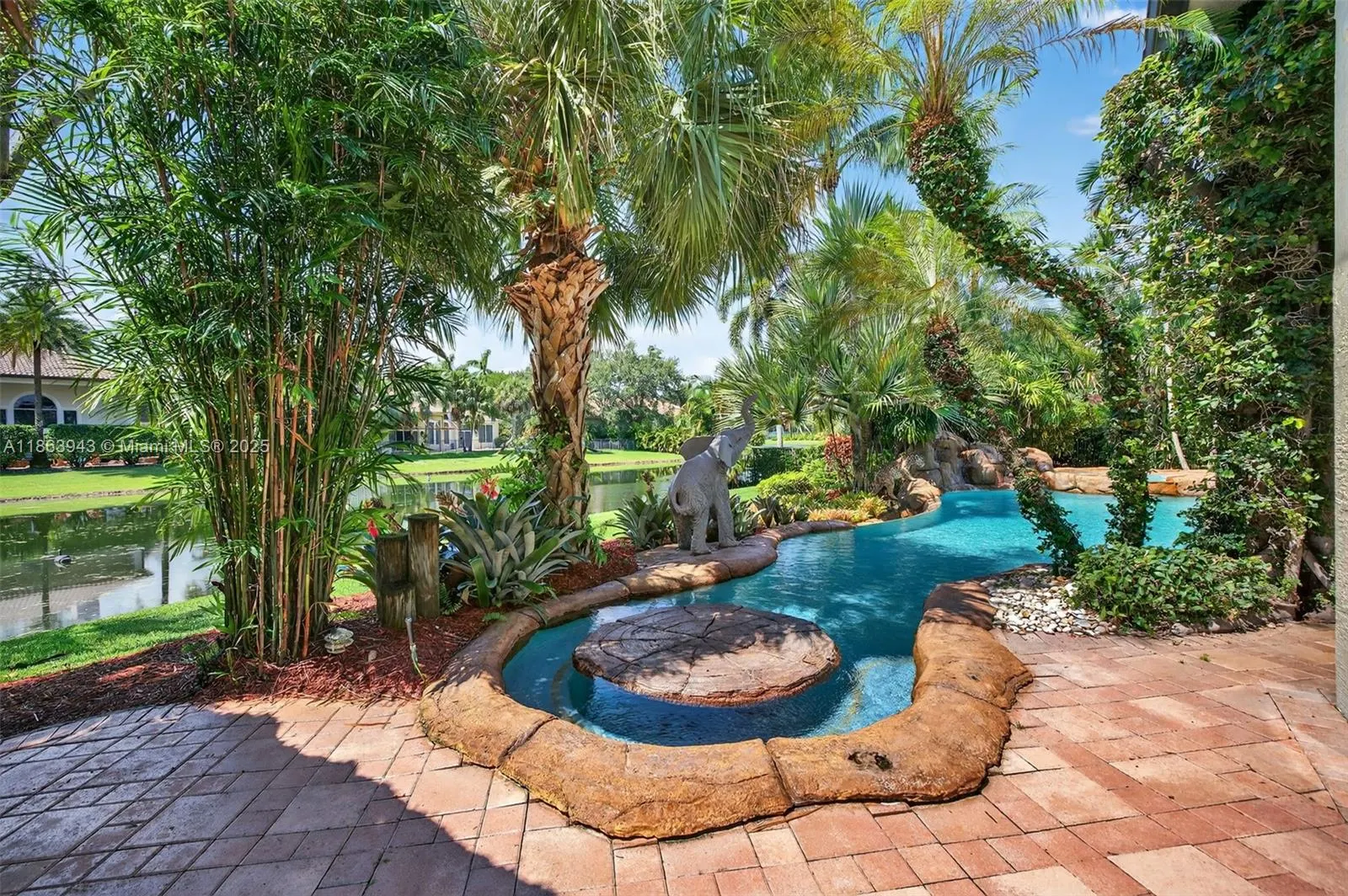 12462 Brookwood Ct