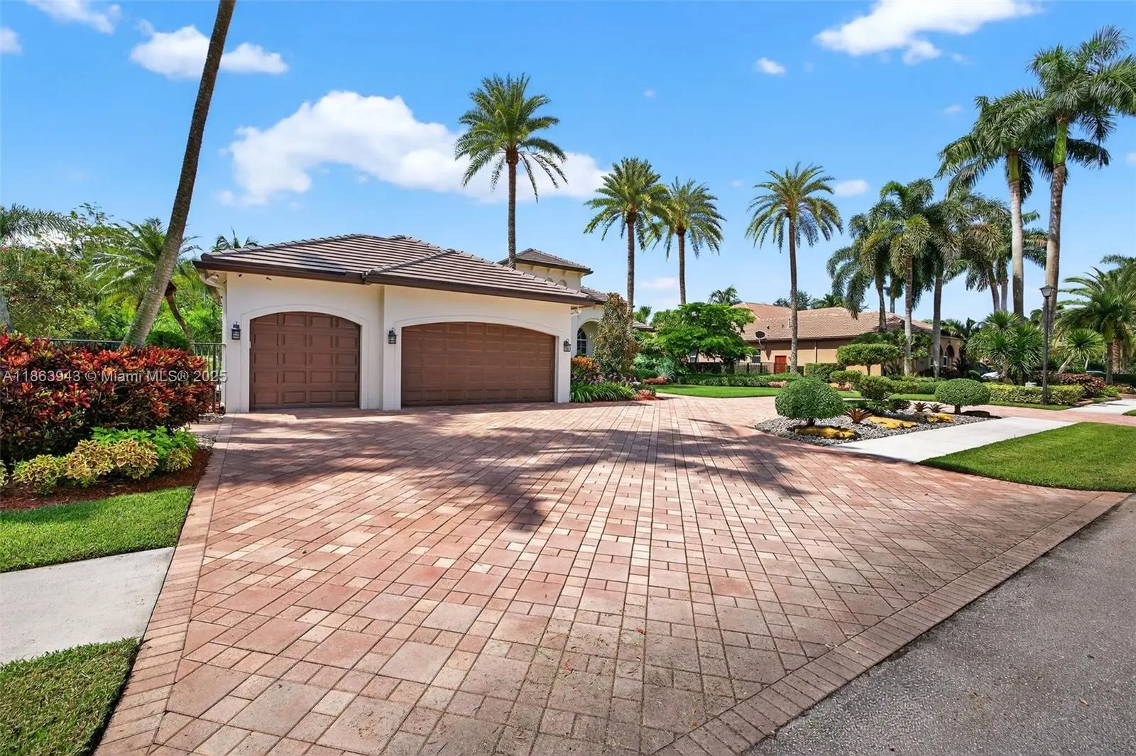 12462 Brookwood Ct