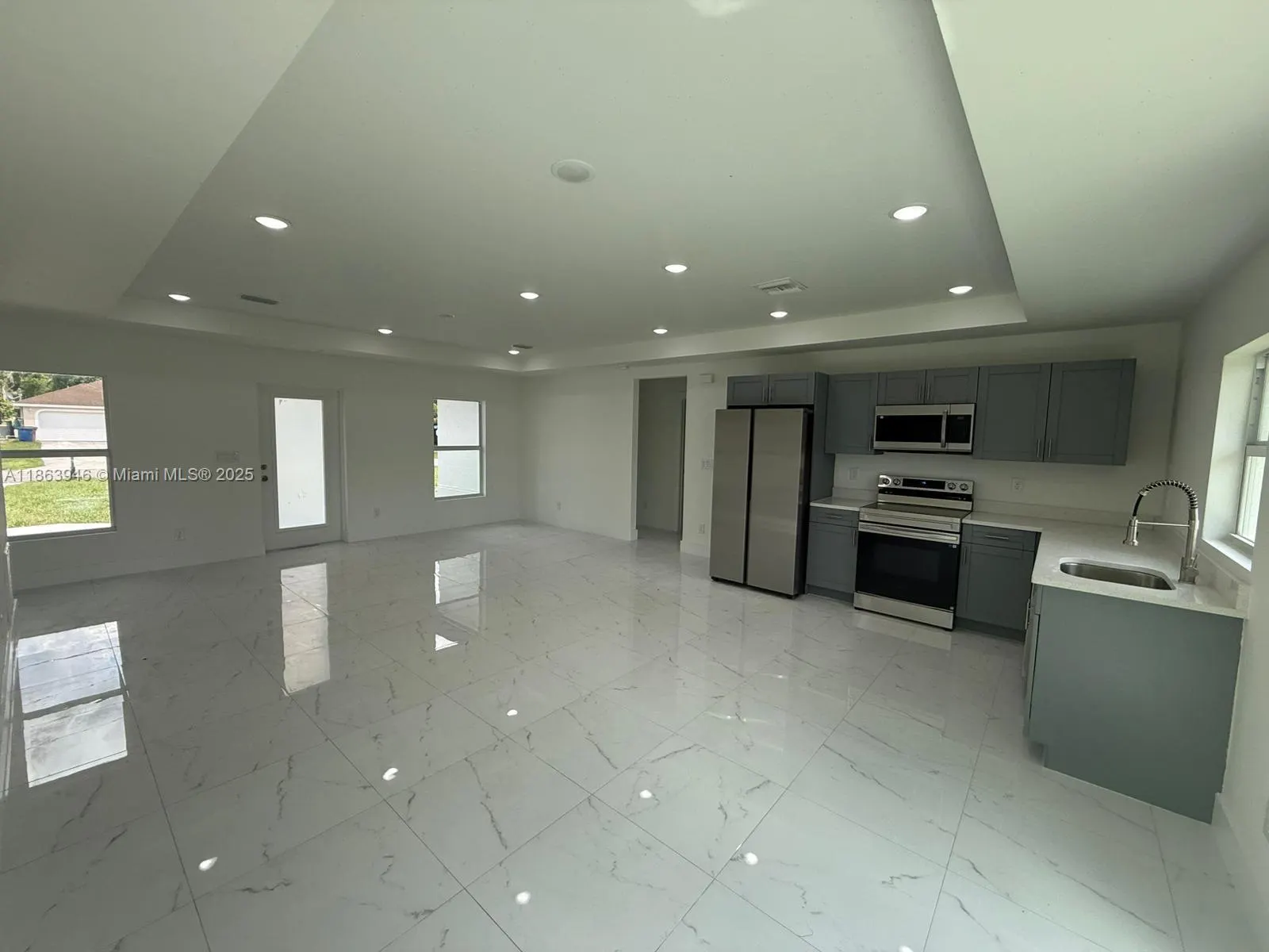 322 MCARTHUR BLVD, #322