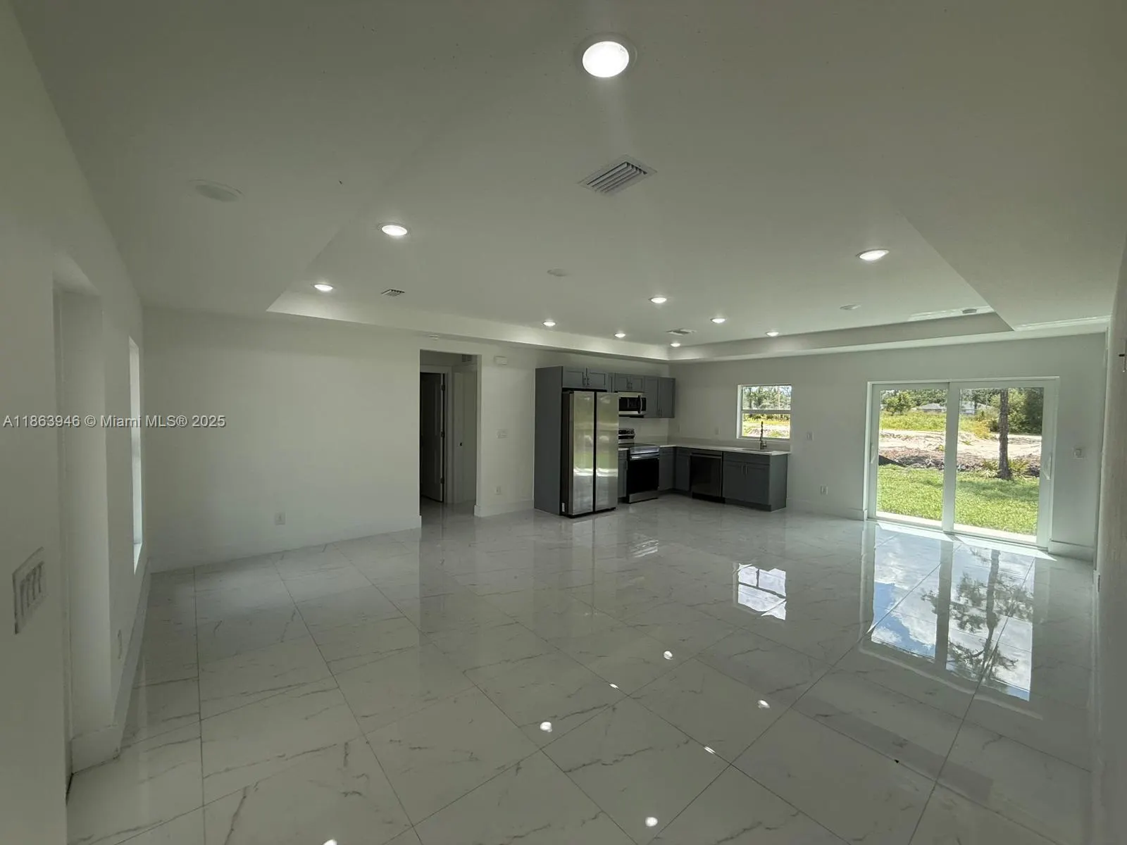 322 MCARTHUR BLVD, #322