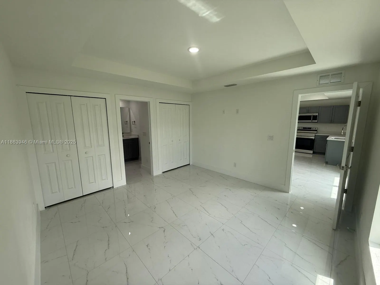 322 MCARTHUR BLVD, #322