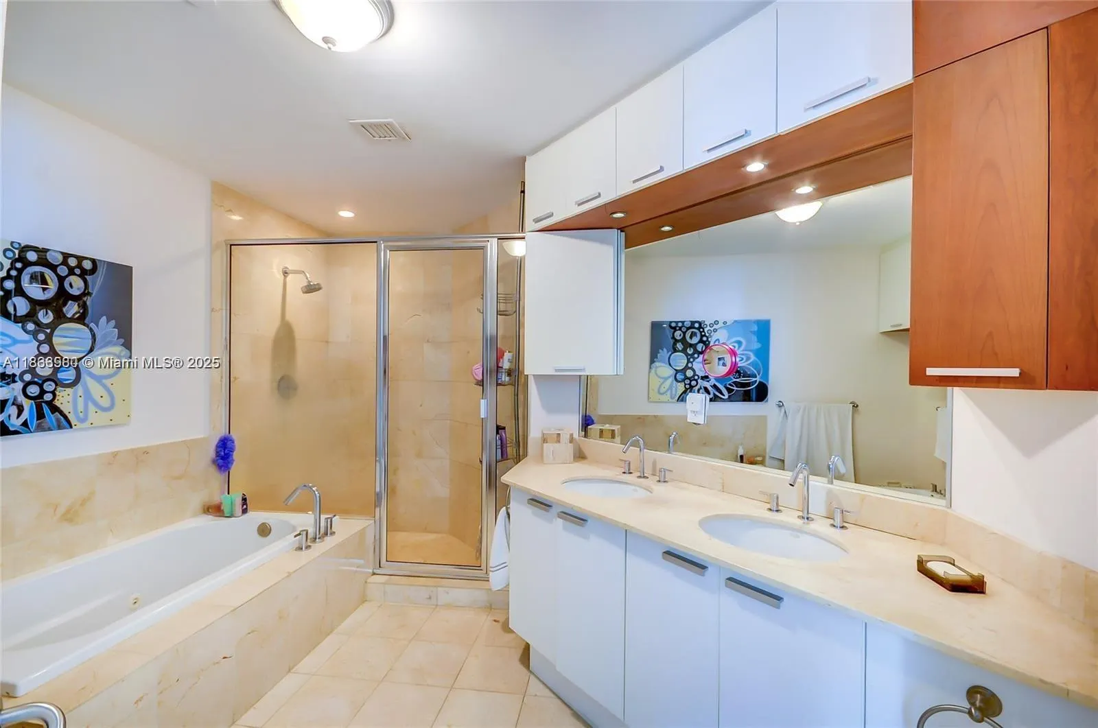 3131 NE 188th St, #1-808