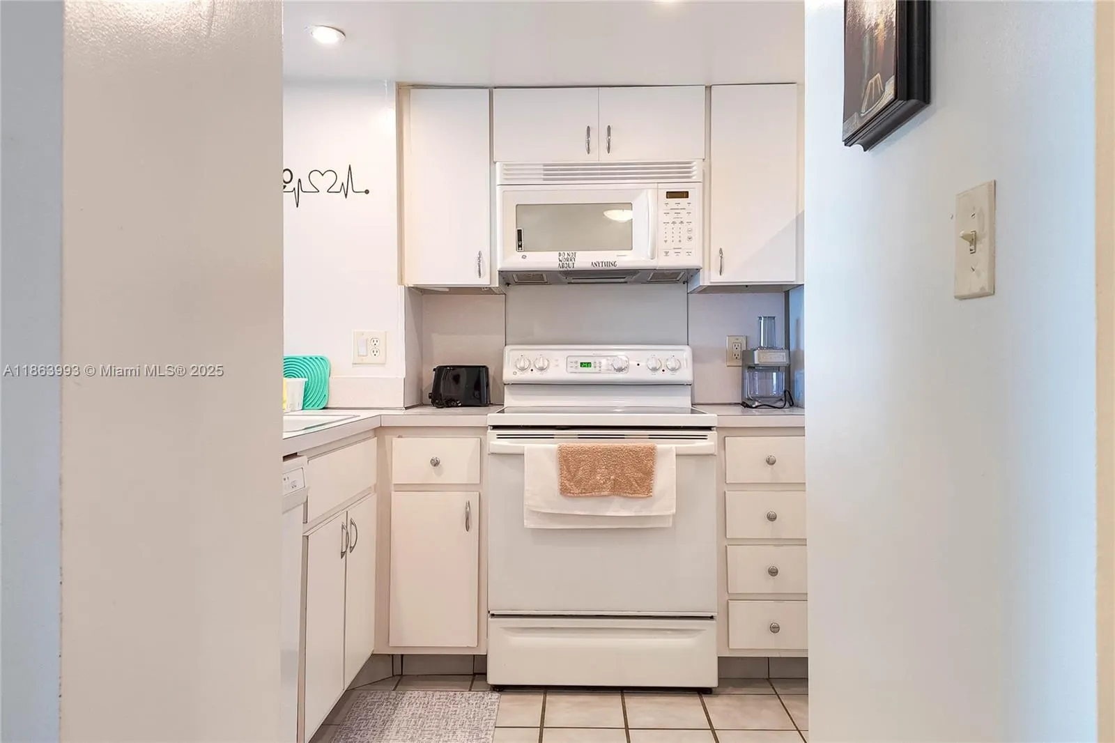 1965 S Ocean Dr, #17A