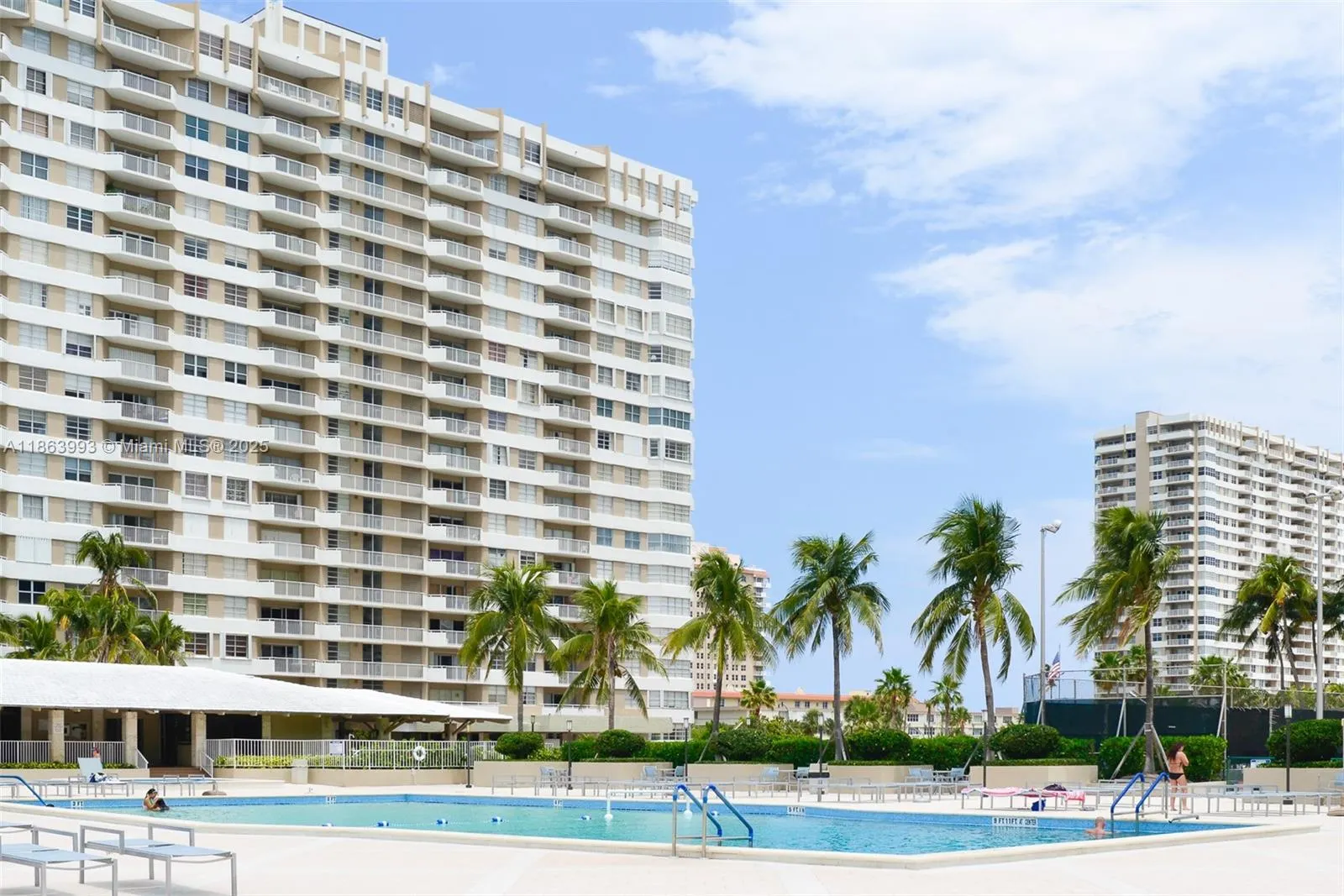1965 S Ocean Dr, #17A
