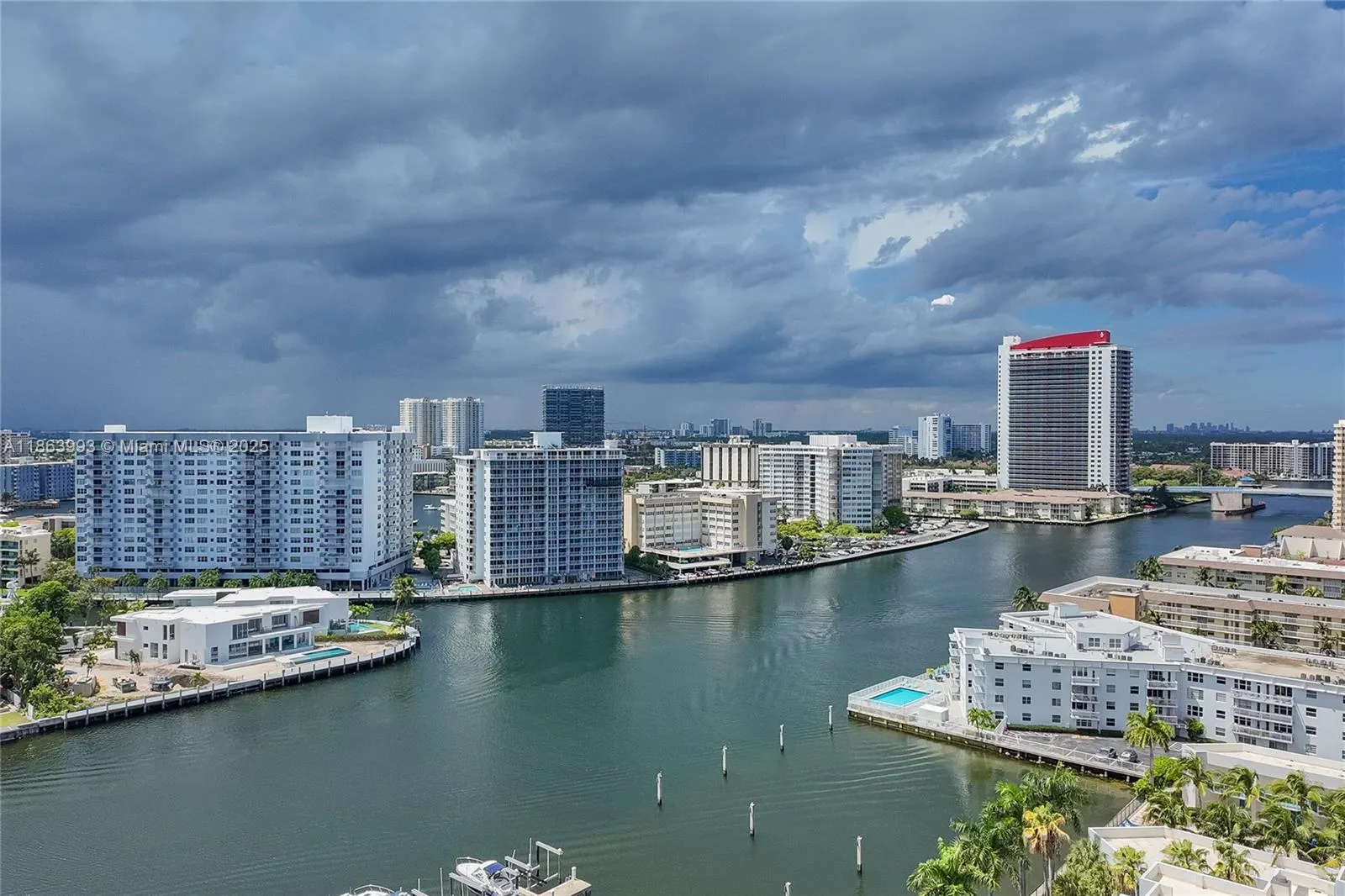 1965 S Ocean Dr, #17A
