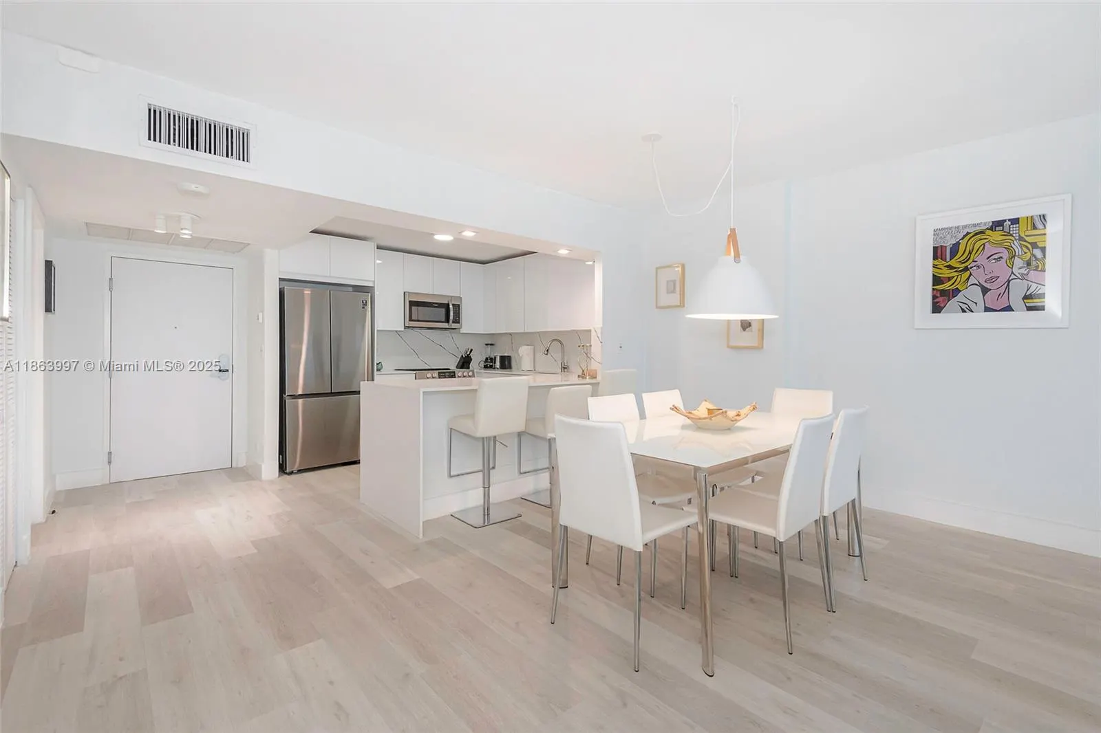 2301 Collins Ave, #1505