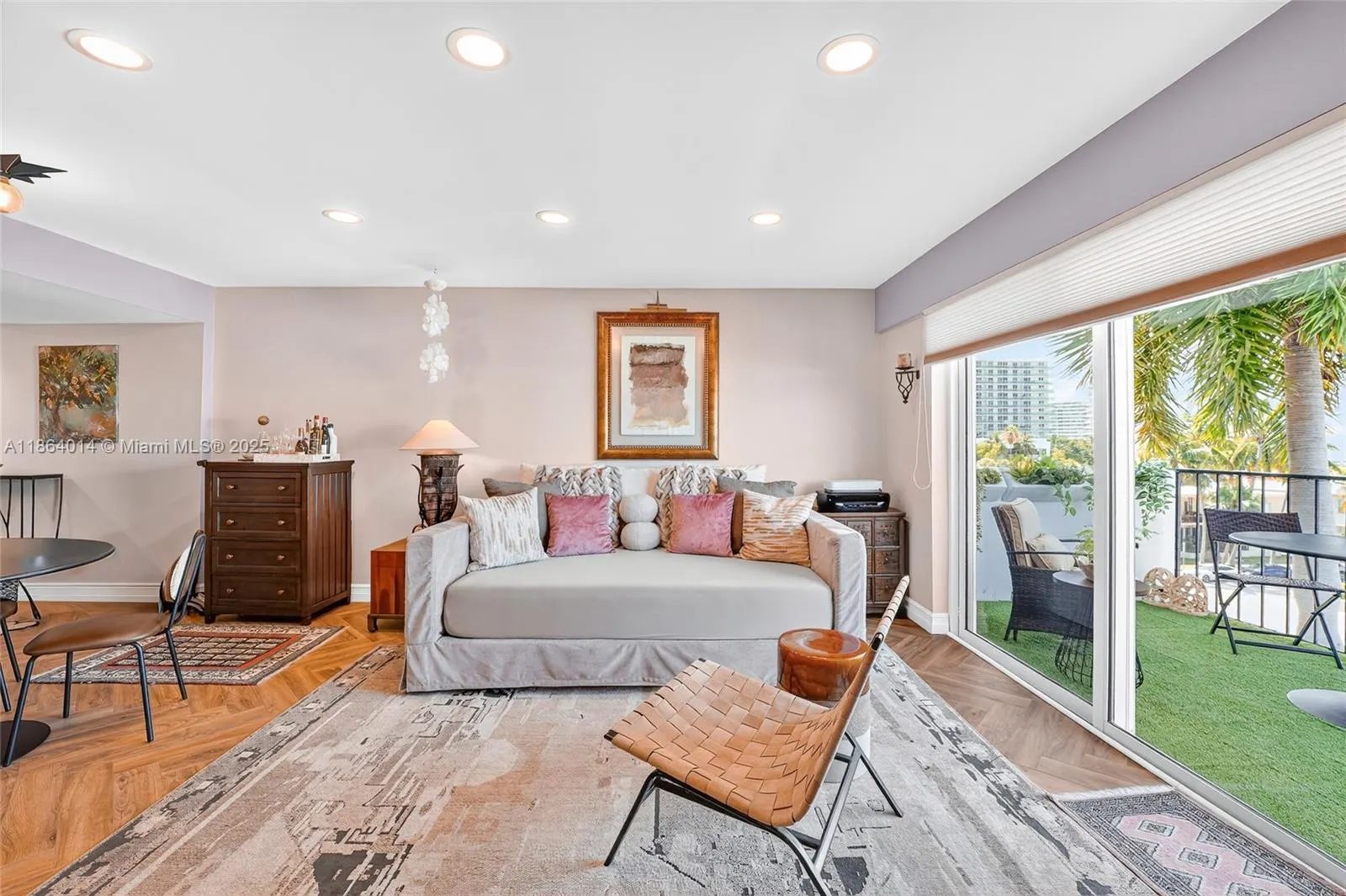 1455 West Ave, #501