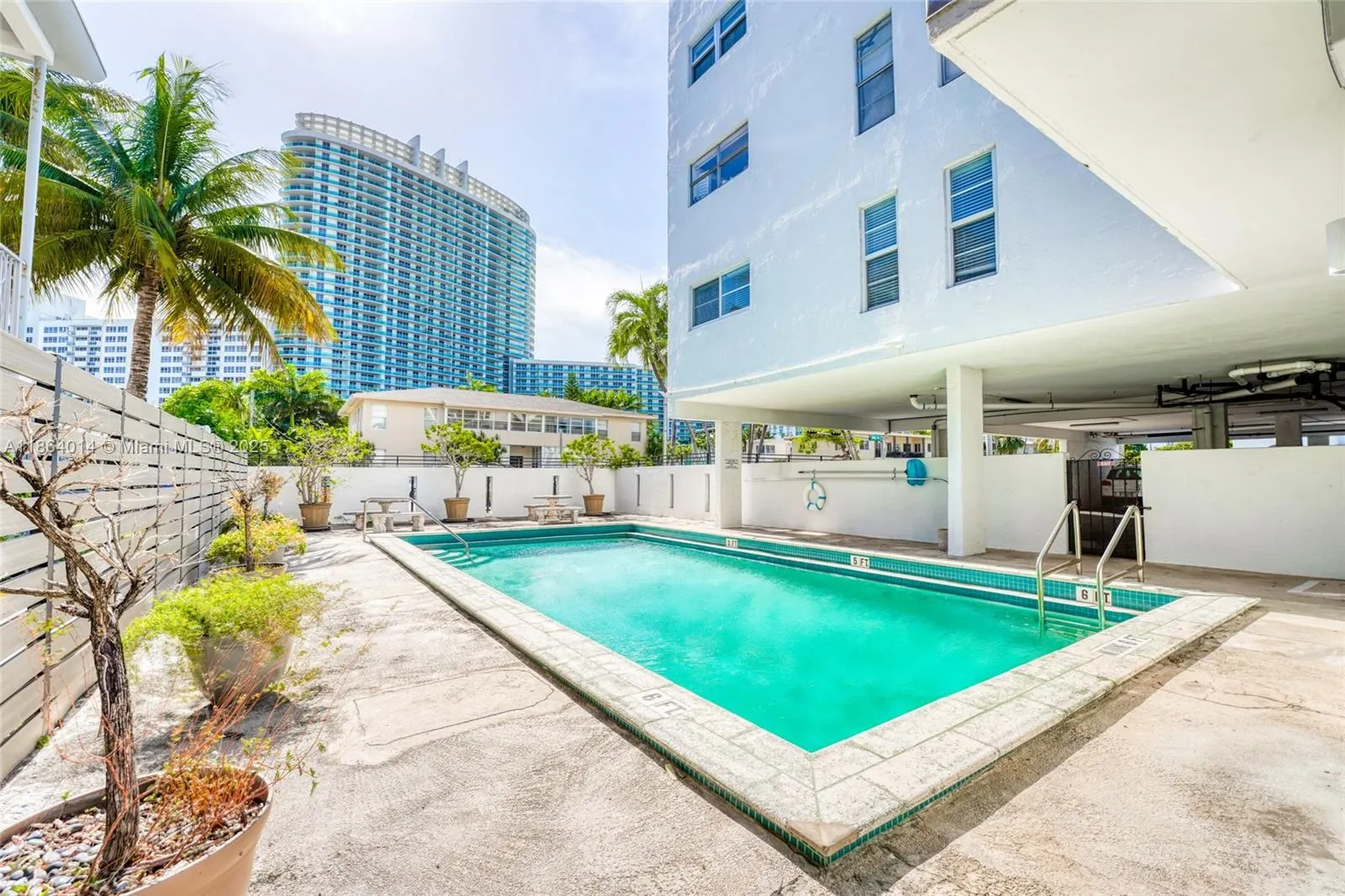 1455 West Ave, #501