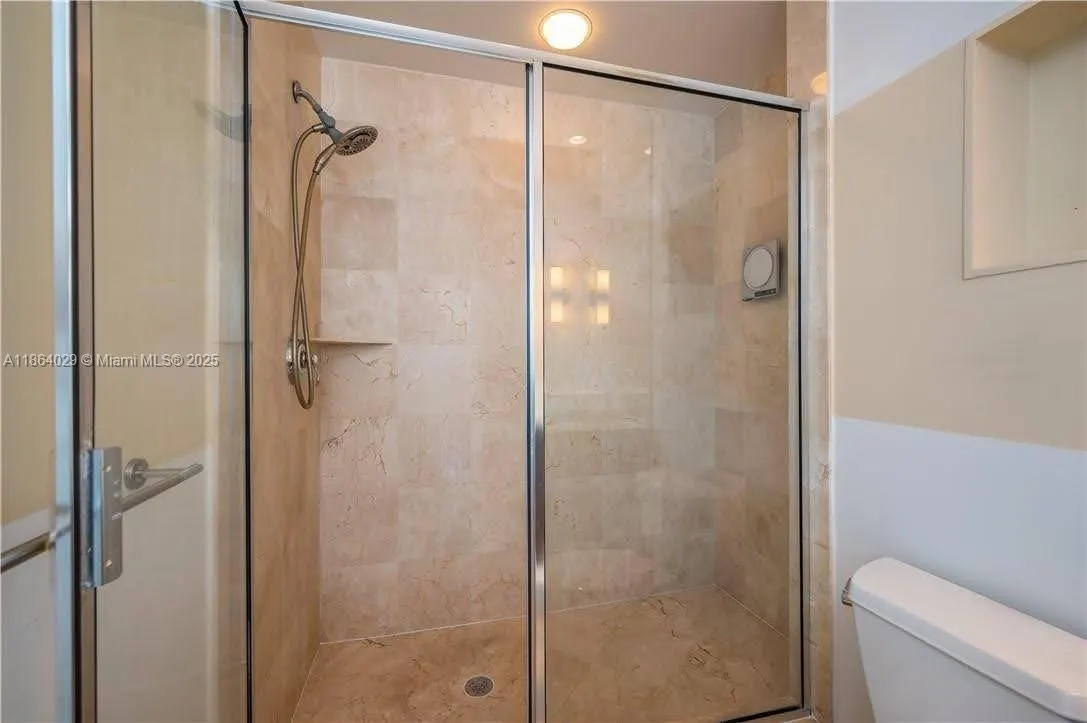 315 NE 3rd Ave, #1902