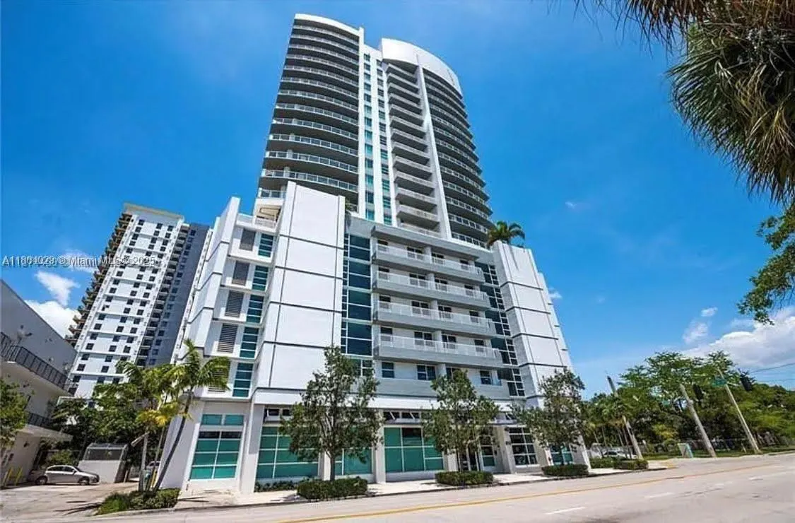 315 NE 3rd Ave, #1902
