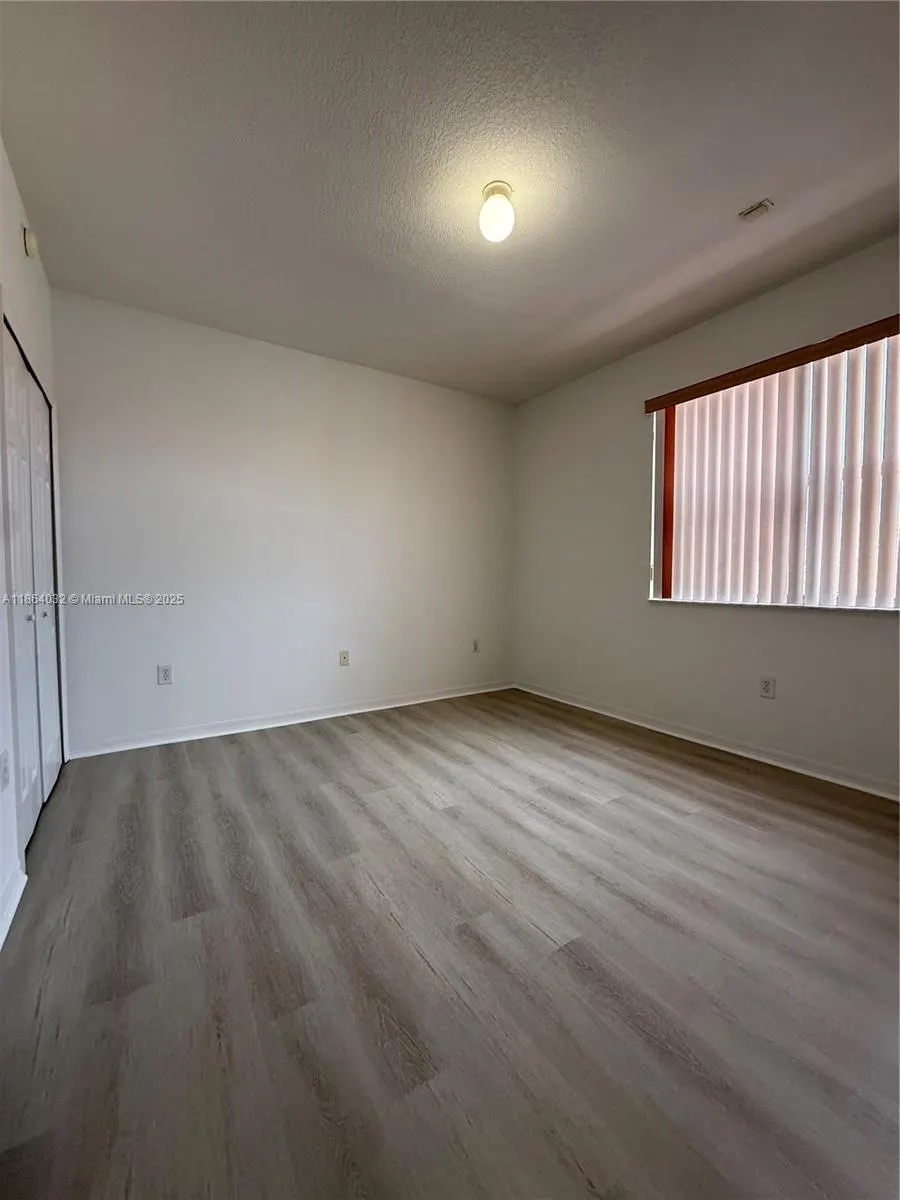 11539 NW 60th Ter, #301