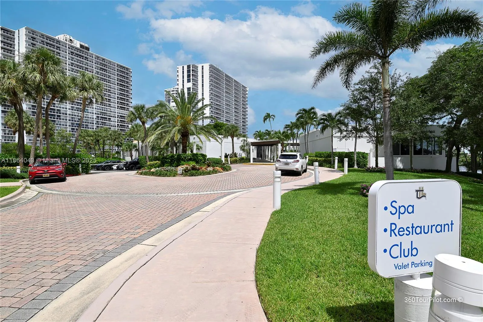 20281 E Country Club Dr, #1712