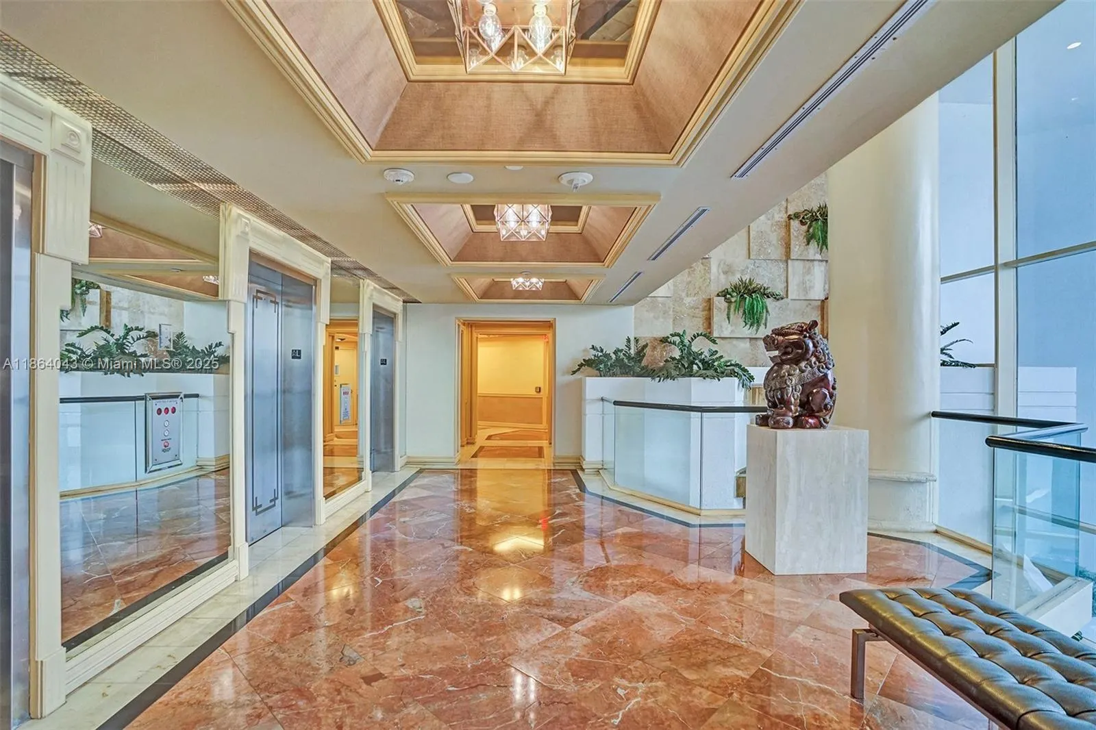 20281 E Country Club Dr, #1712