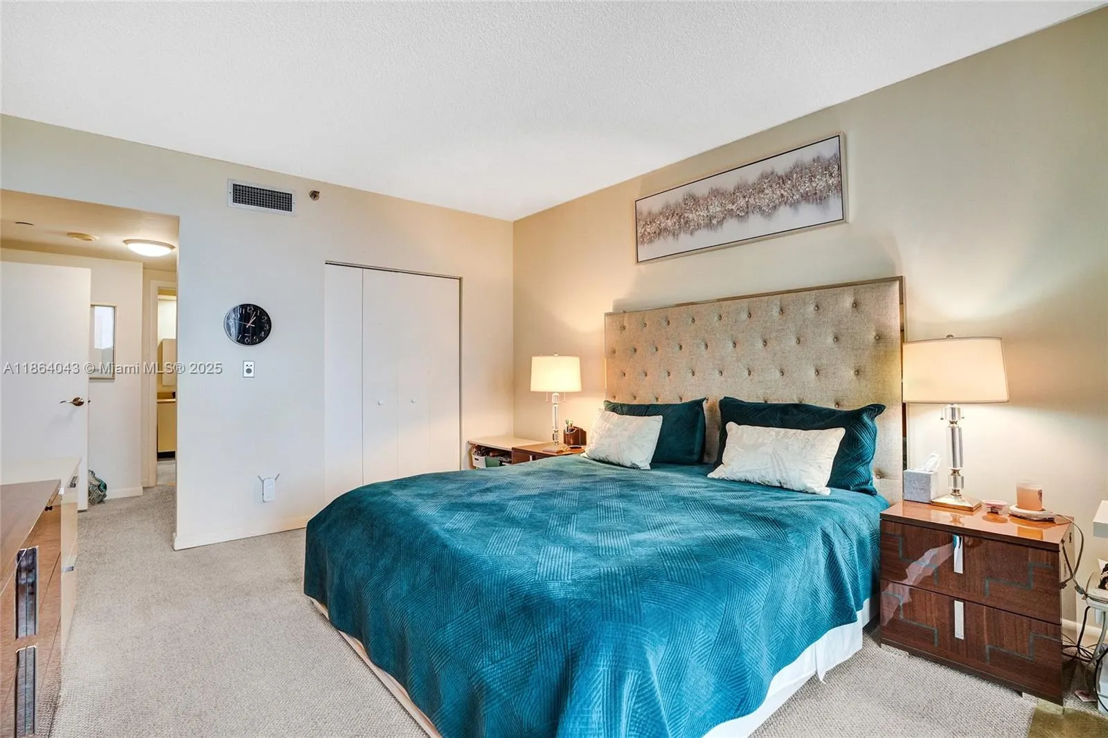 20281 E Country Club Dr, #1712