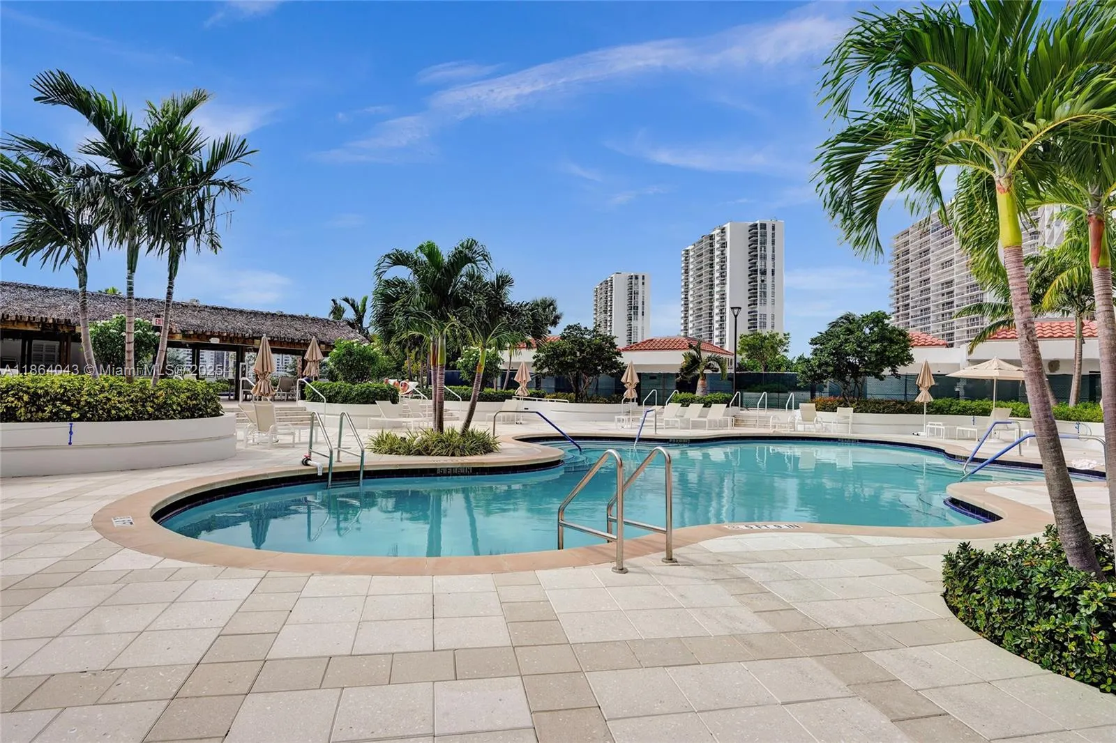 20281 E Country Club Dr, #1712