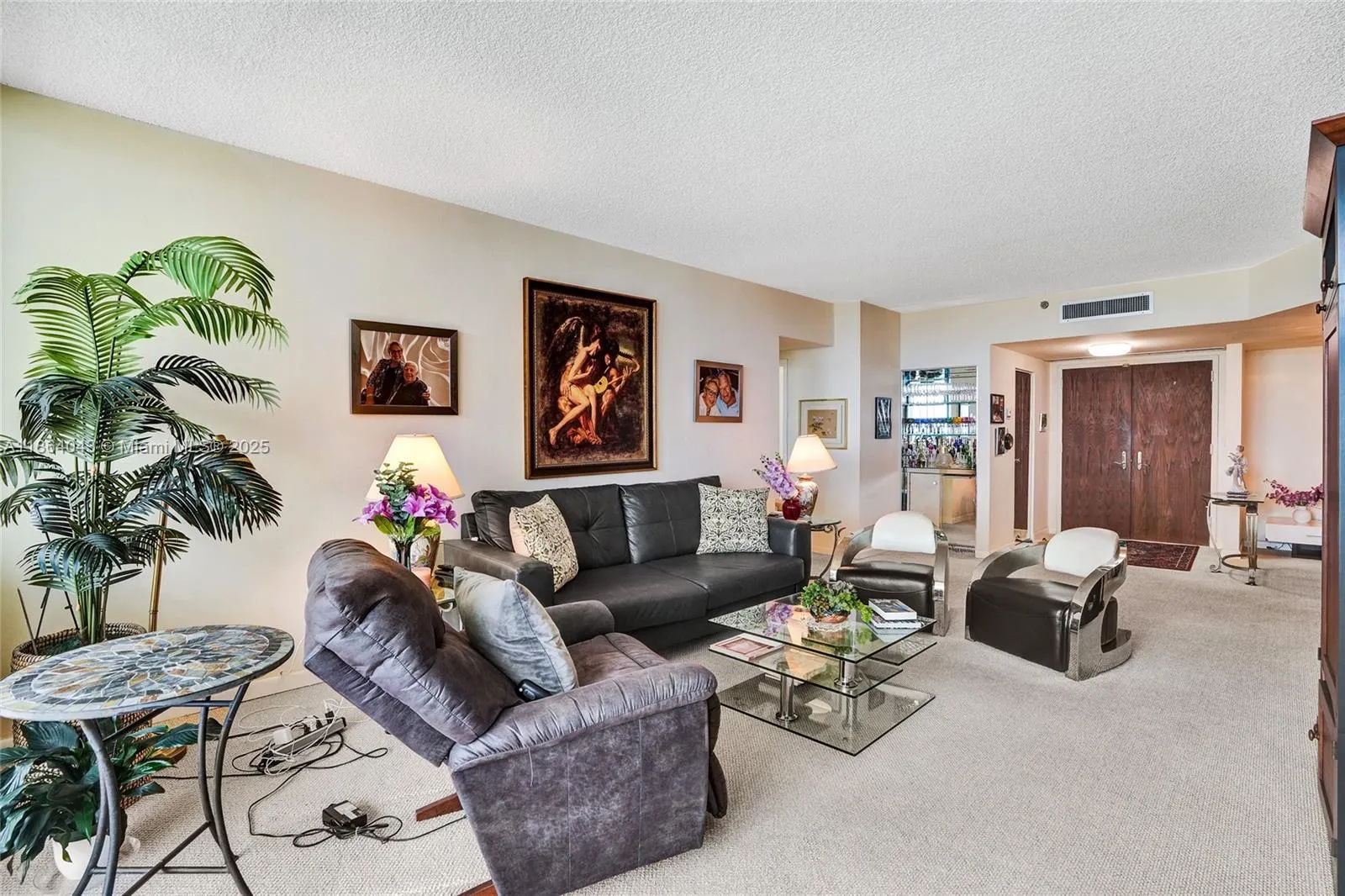 20281 E Country Club Dr, #1712