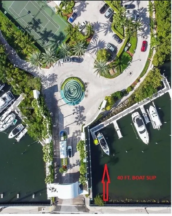 16400 Collins Oceania Marina Boat Slip