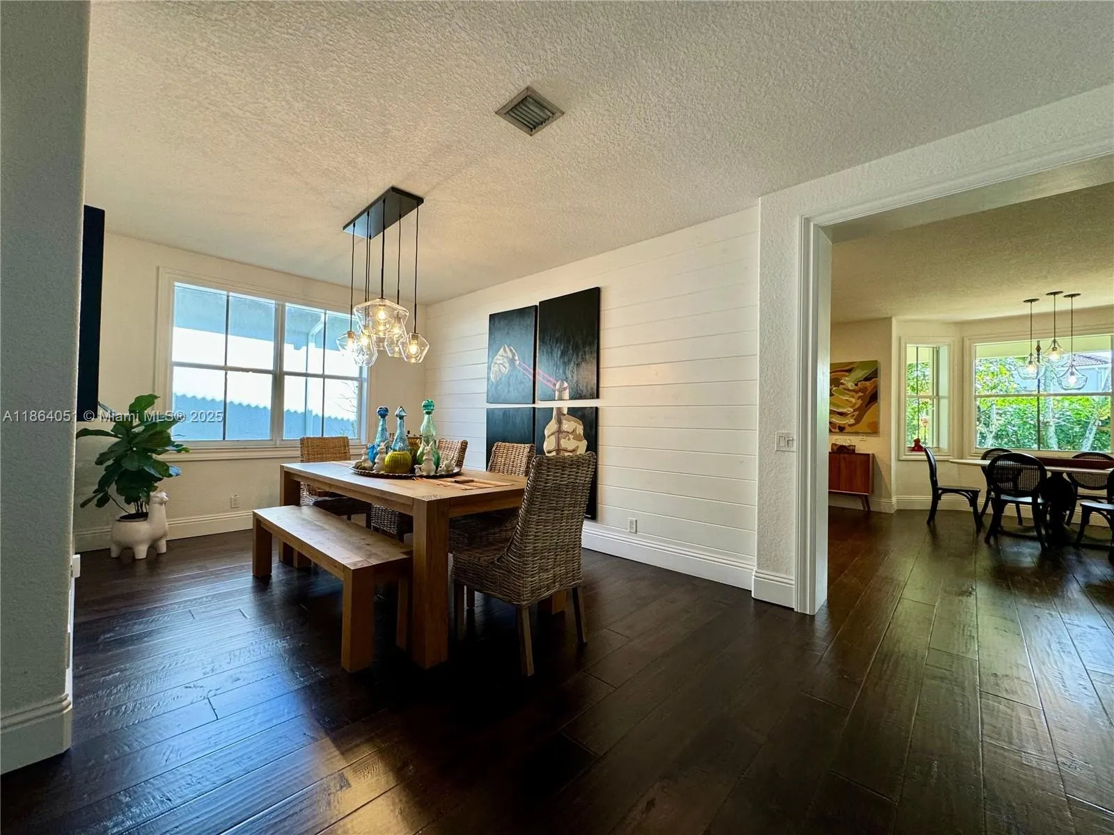 1307 Peregrine Way