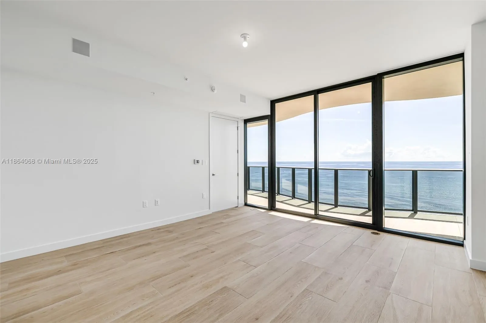 900 N Ocean Blvd, #1106