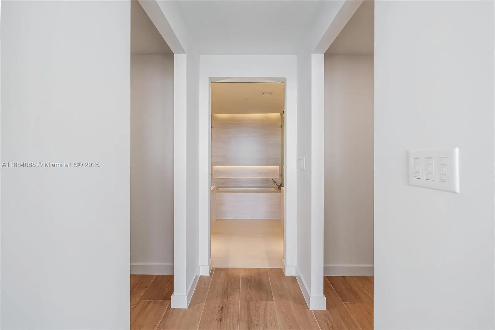 900 N Ocean Blvd, #1106