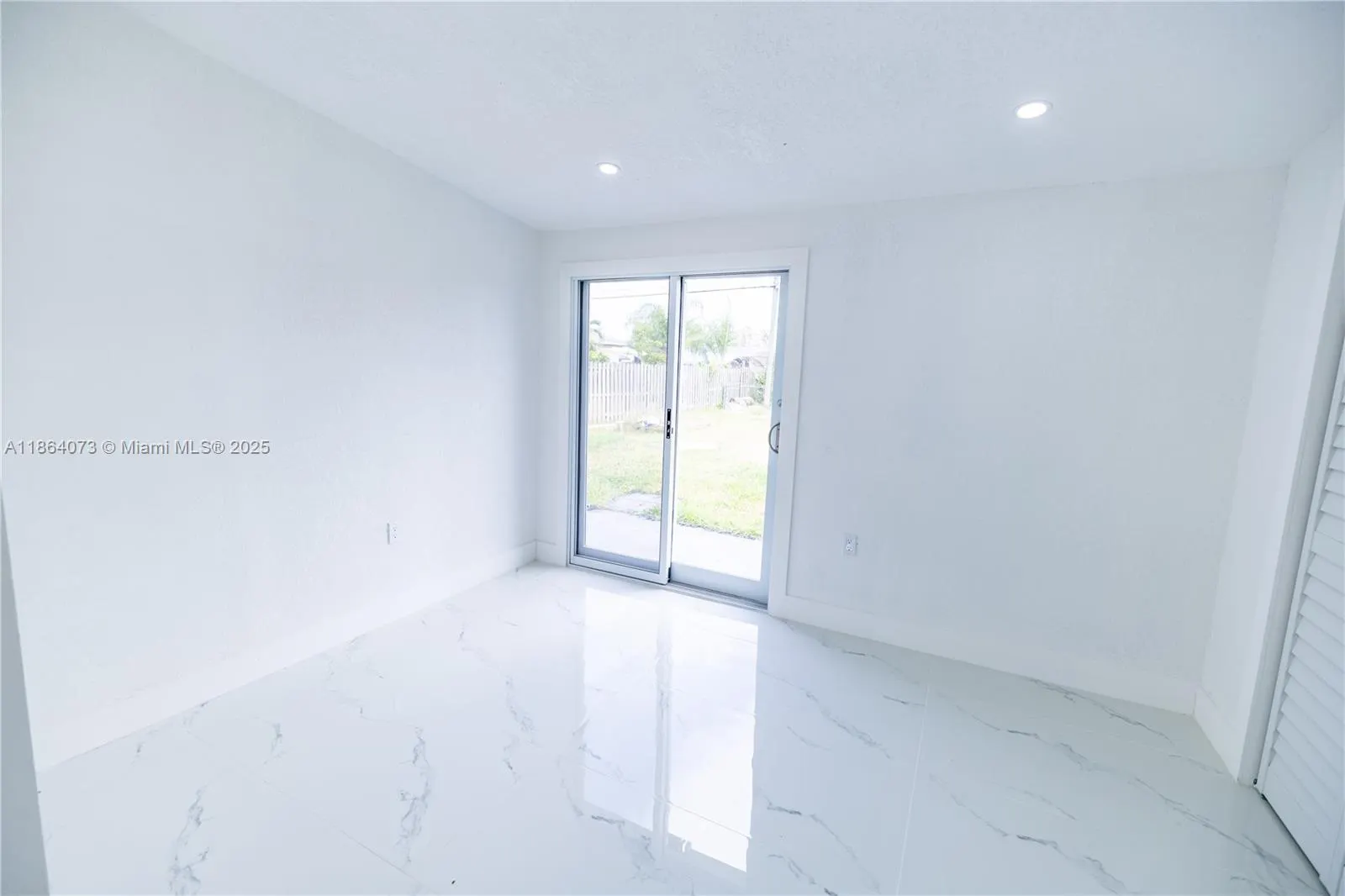 1625 NW 9th Ct