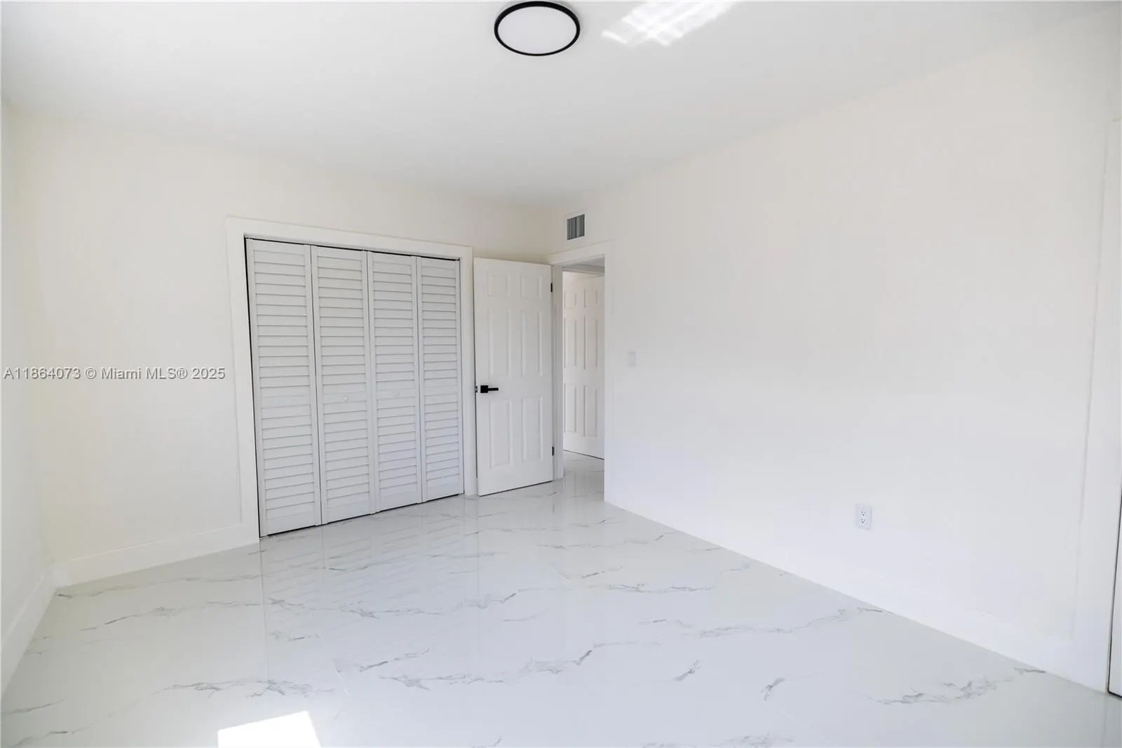 1625 NW 9th Ct