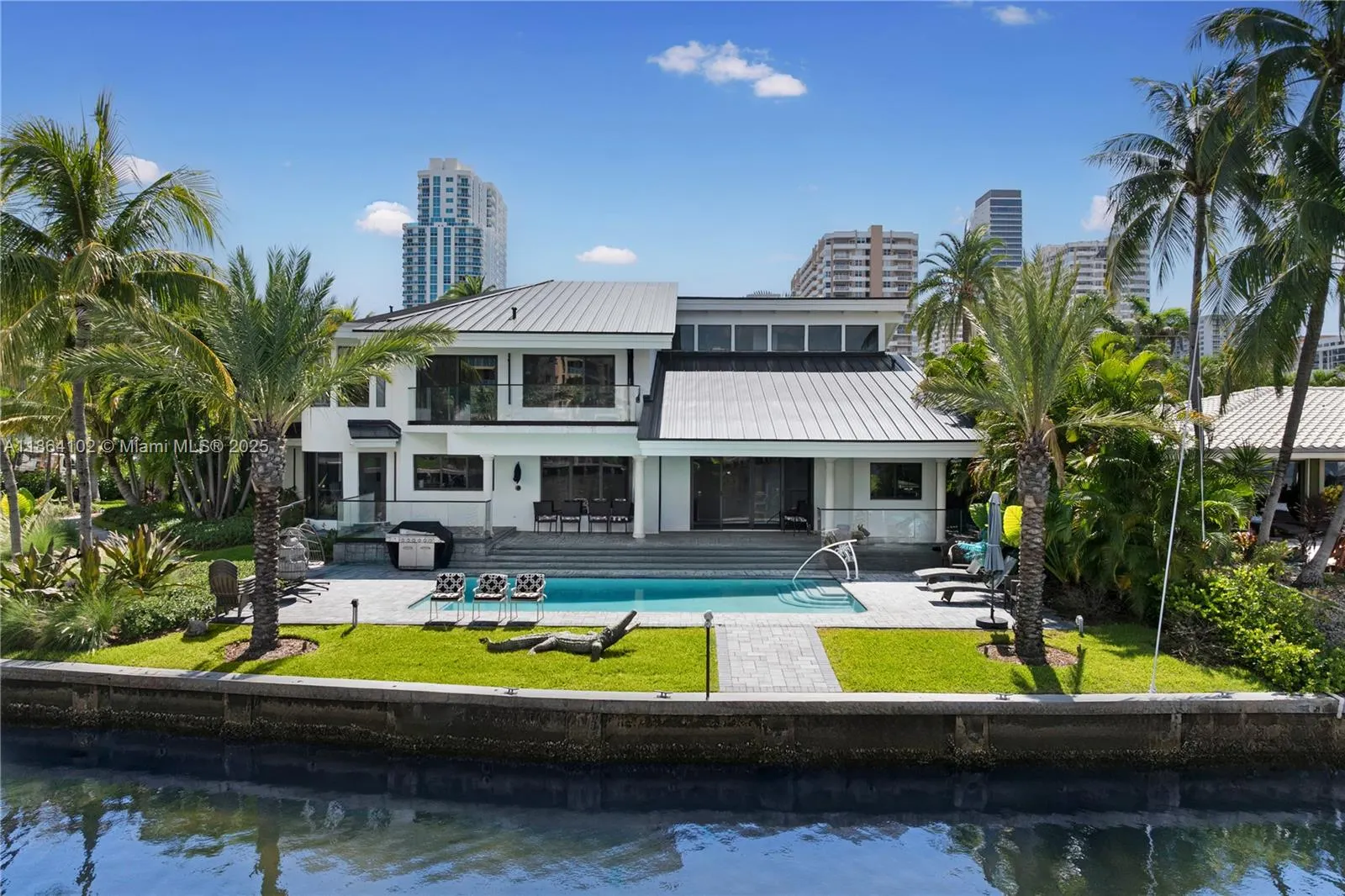 500 Palm Dr