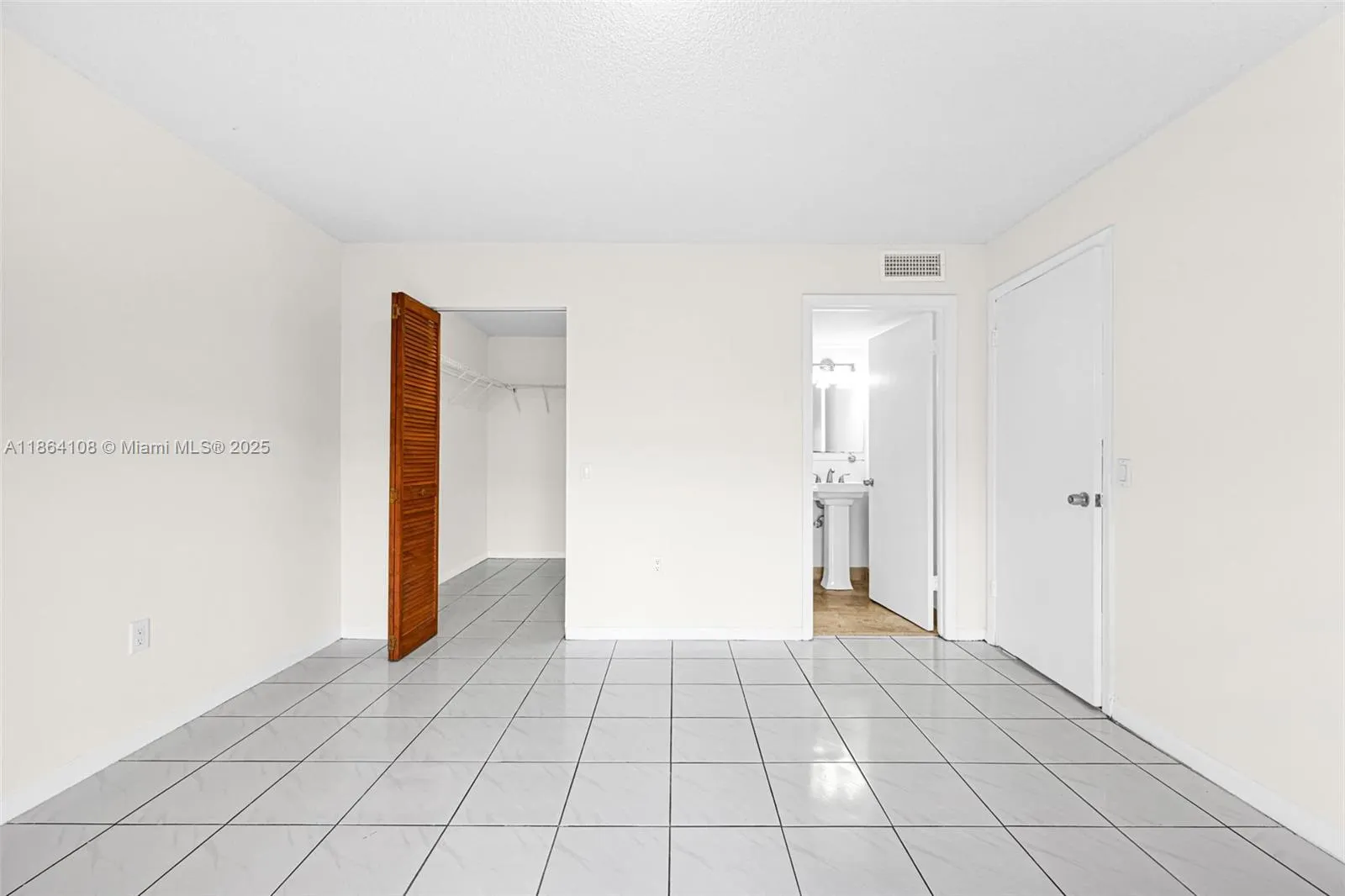 8420 SW 154th Cir Ct, #512