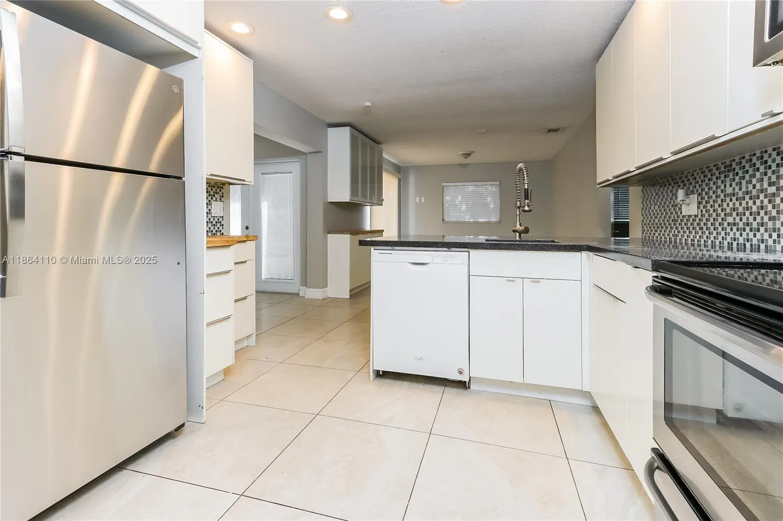 628 SW 18th Ave