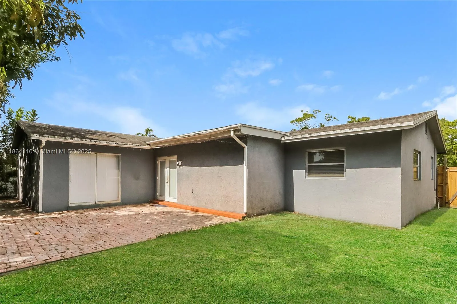 628 SW 18th Ave