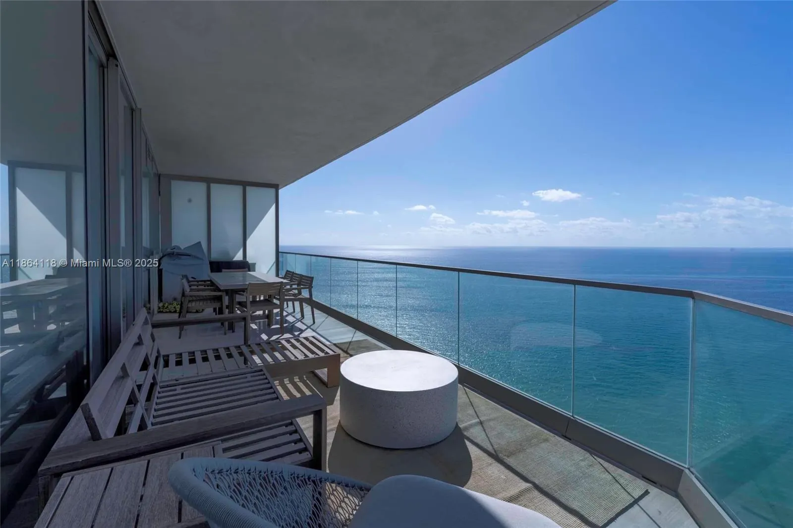 18975 Collins Ave, #3004