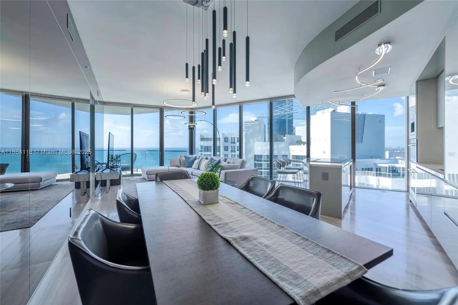 18975 Collins Ave, #3004