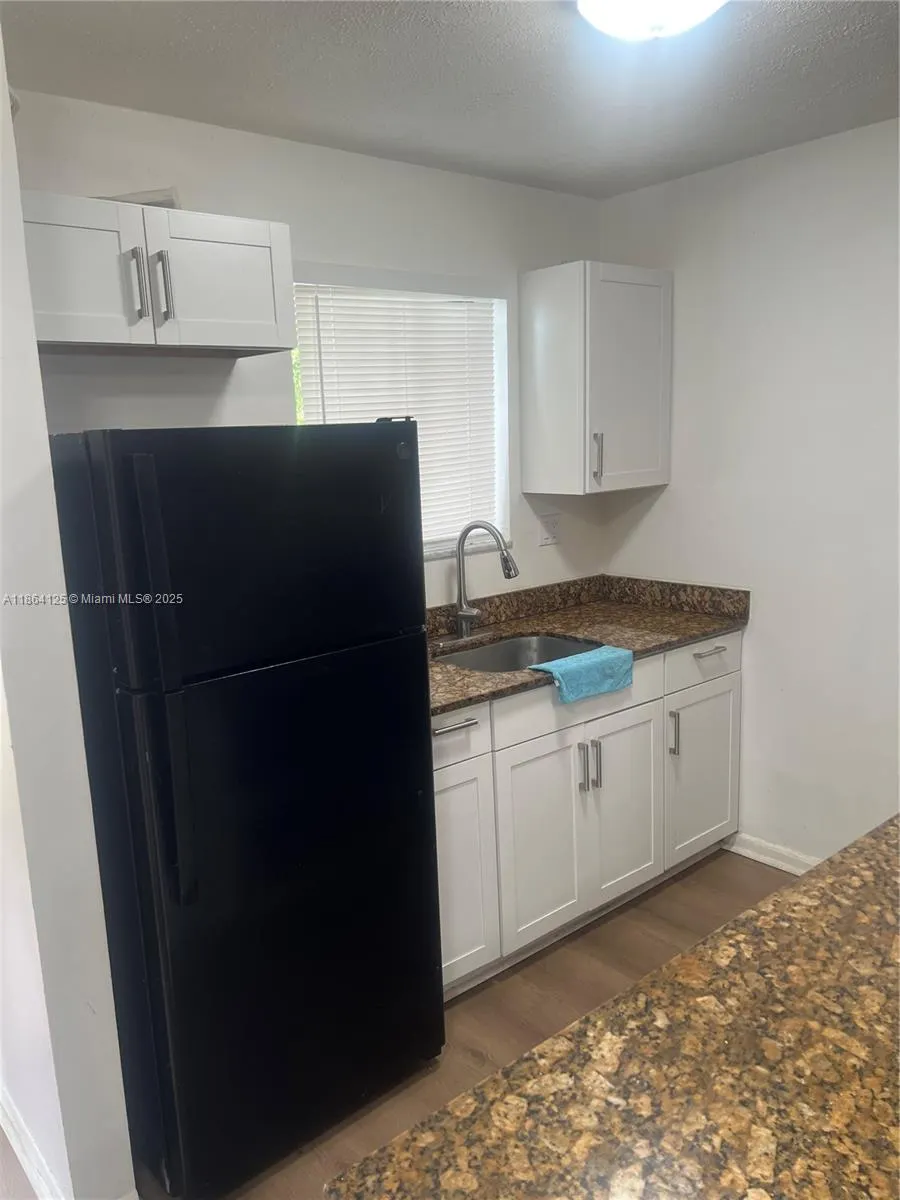 6080 Forest Hill Blvd, #107