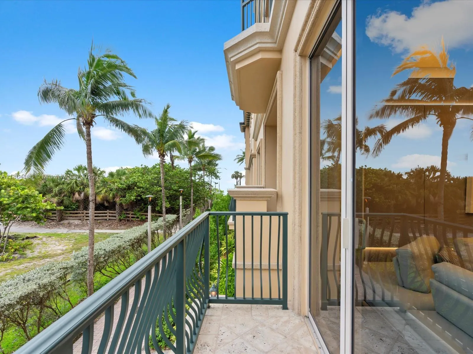 3501 N Ocean Dr, #V5