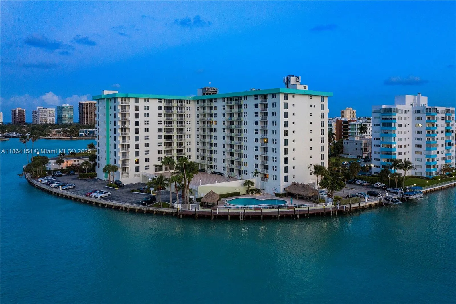 10350 W Bay Harbor Dr, #6H