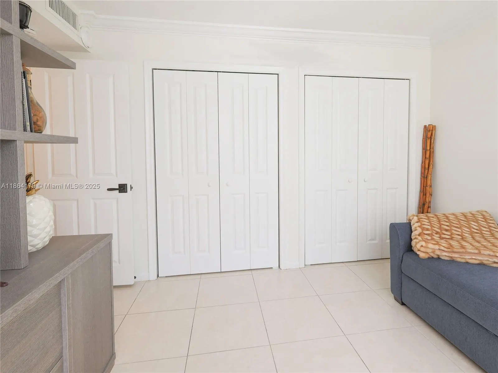 625 Biltmore Way, #203