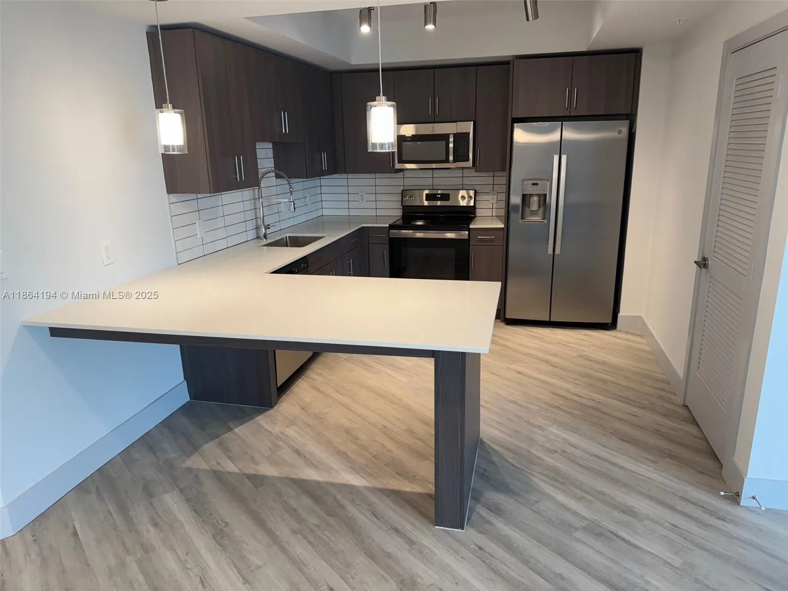 9000 Ramblewood Dr, #416